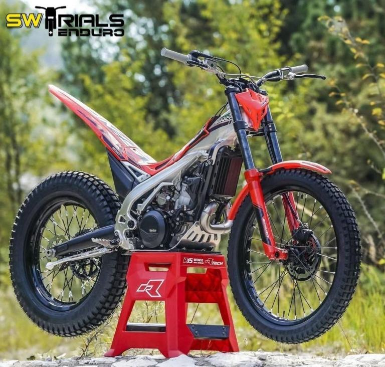 2026 Beta SINCRO 2T 125cc/200cc Trials Bike - High Spec Off-Road 2-Stroke Fun