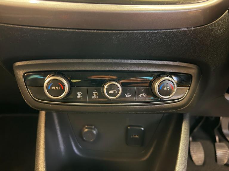 2018 Vauxhall Crossland X 1.2 Elite Euro 6 5dr HATCHBACK Petrol Manual