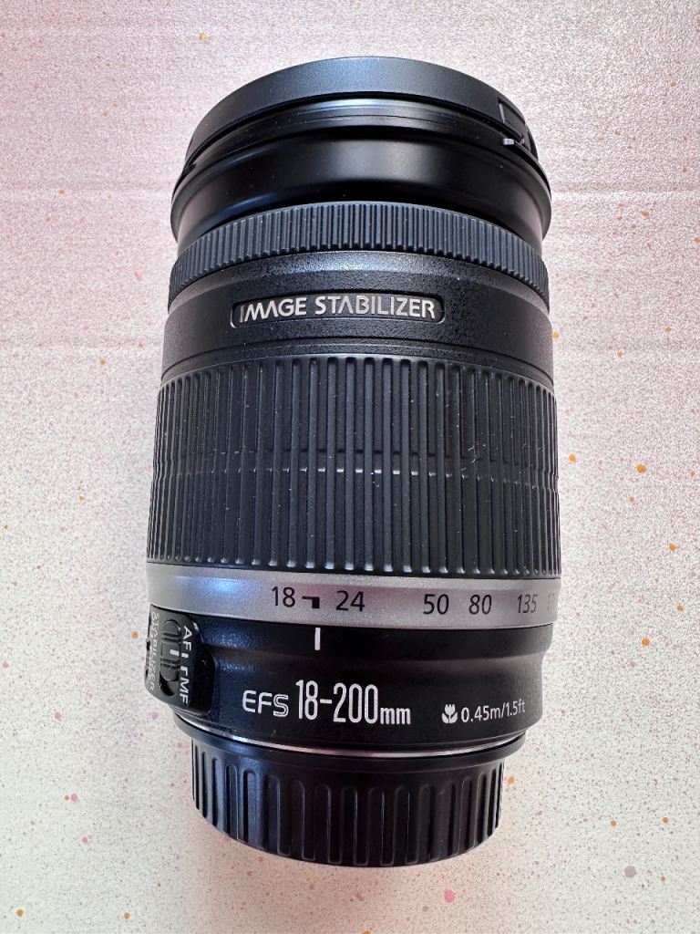 Canon EFS 18-200mm Lens