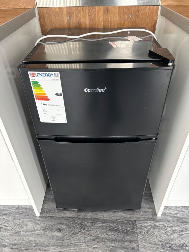 Fridge freezer 