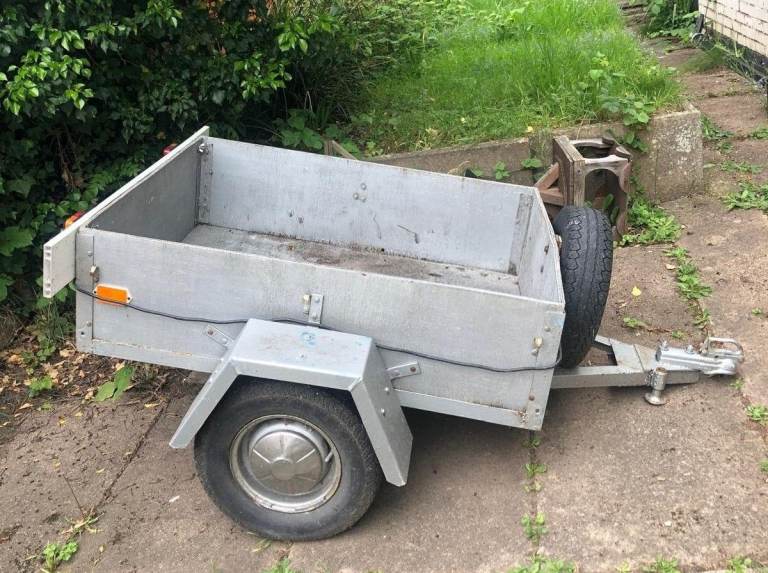 4 ft by 3 ft (compact) trailer for car or van, FREE