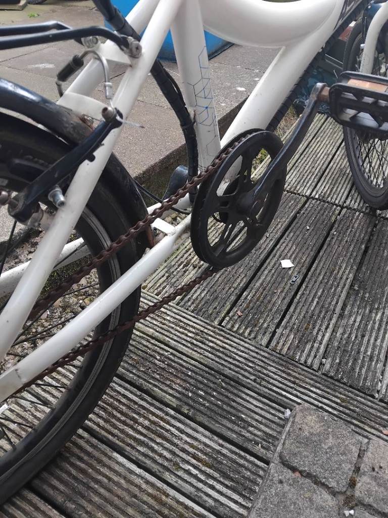 White Electric Folding Bike with Rear Rack – Good Condition