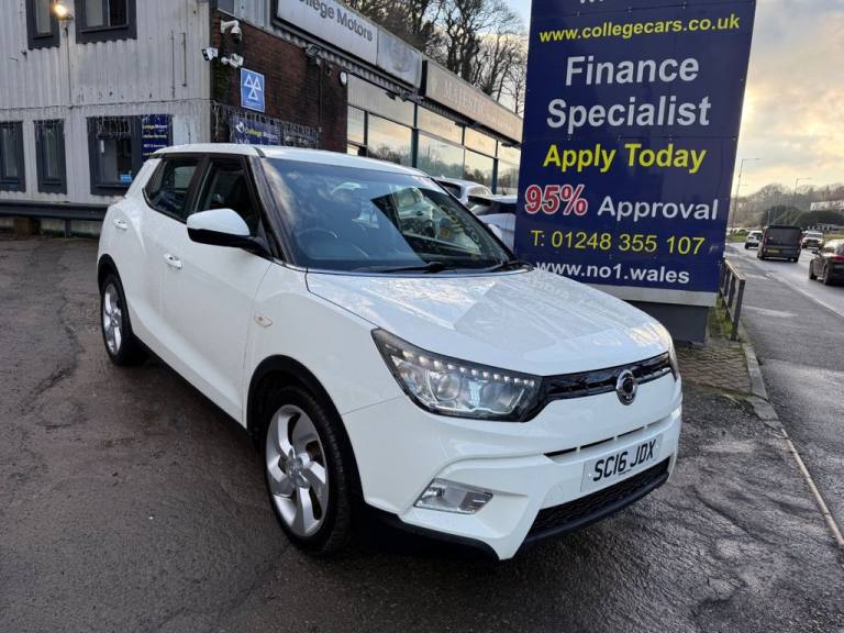 2016 Ssangyong Tivoli 2016/16 1.6 e-XGi EX SUV 5dr Petrol Manual Euro 6 (s/s) (128 ps), Only 3500...