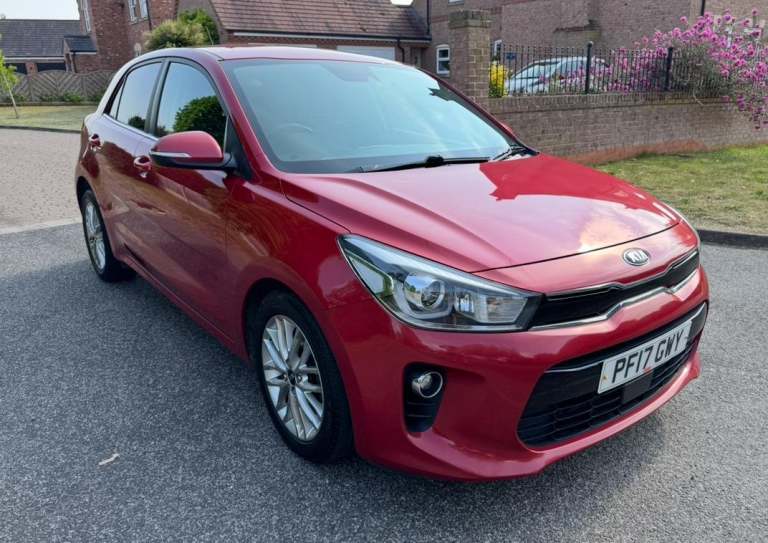 image for 2017 KIA RIO 3 1.0 LONG MOT 8 SERVICES RUNS/DRIVES GREAT FULLY LOADED LOVELY CAR