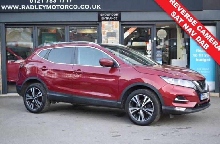 2017 Nissan Qashqai 1.5 dCi N-Connecta SUV 5dr Diesel Manual Euro 6 (s/s) (110 ps) HATCHBACK Dies...