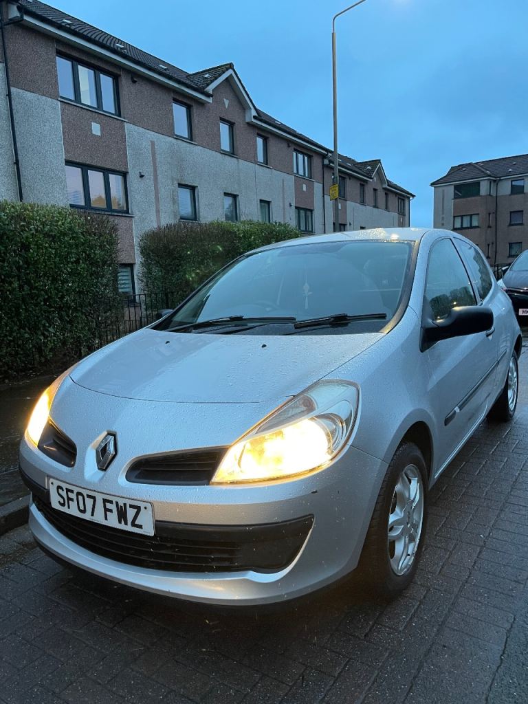 RENAULT CLIO 1.2 PETROL,ULEZ FREE,ECONOMY CAR,LONG MOT,SERVICE HISTORY,2 KEYS