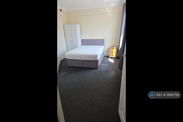 1 bedroom in Northgate, Wakefield, WF1 (#2890756)