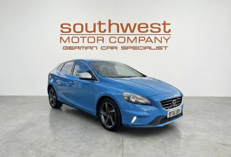2016 Volvo V40 2.0 D2 R-Design Nav Hatchback 5dr Diesel Manual Euro 6 (s/s) (120 ps) Hatchback Di...