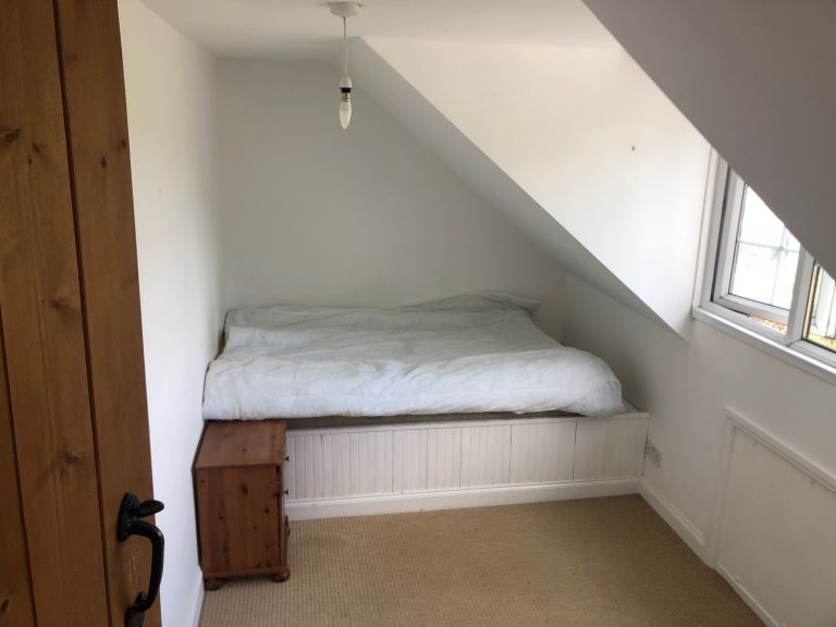 Double to rent in cottage 