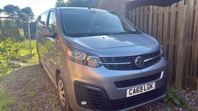 Spares or repair vivaro new shape