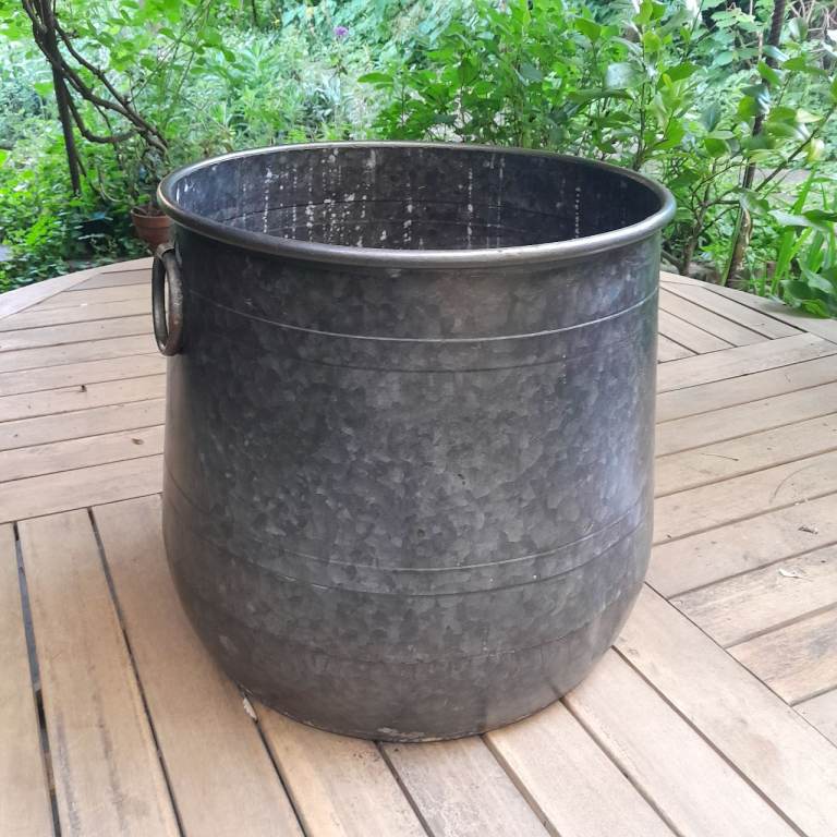 Metal Plant Pot