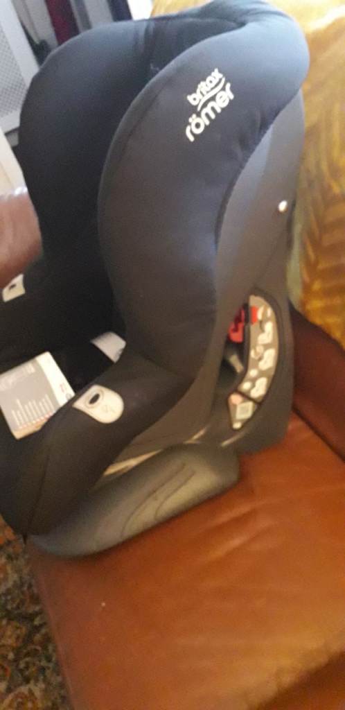Child's britax car seat