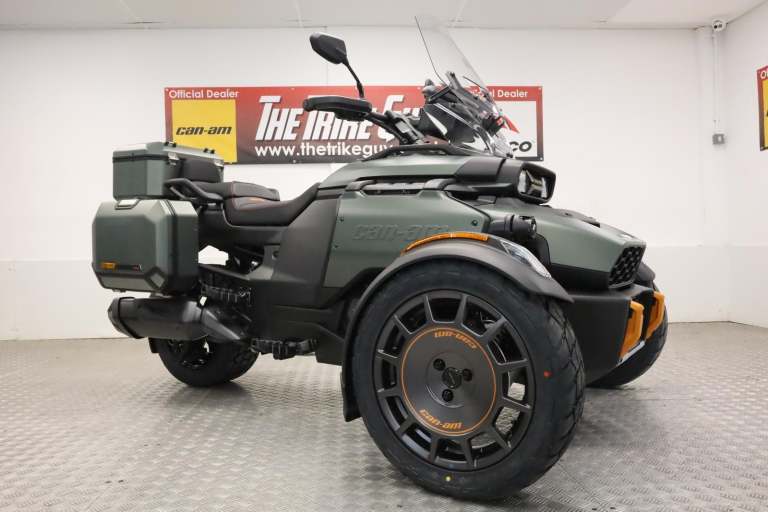 2025 Can-Am Canyon Redrock Semi Automatic Trike 
