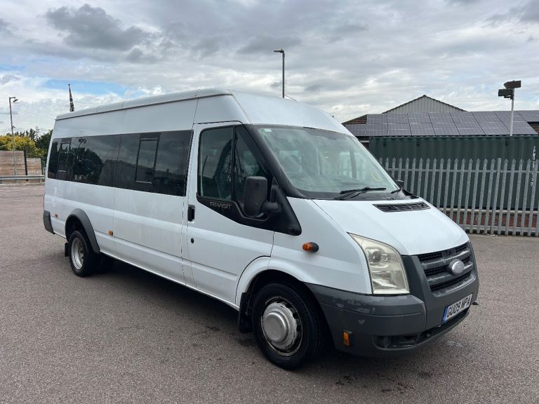 FORD TRANSIT 17 SEAT MINIBUS 2009 2.4 TDCI NEW MOT JUST BEEN SERVICED CREDIT CARD WELCOME