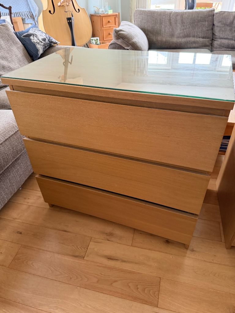 IKEA Malm Chest of 3 drawers, light oak, 80x78 cm, glass top. 2 drawers need work.