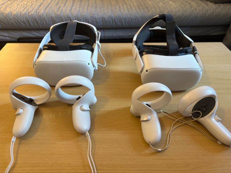 2x Meta Quest 2 Headsets