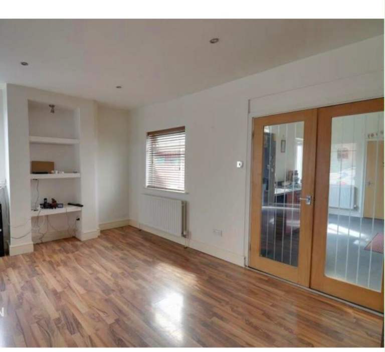 Double room to rent