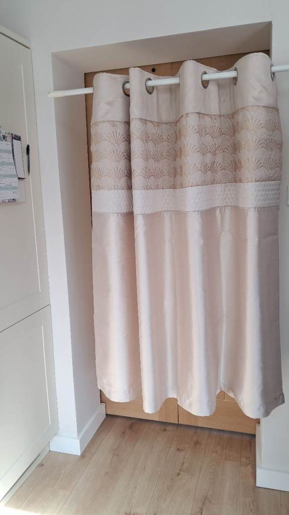 Gold coloured curtains