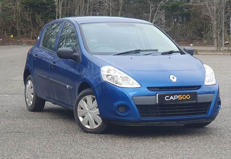 2011 Renault Clio 1.2 Pzaz - 59,814 miles 