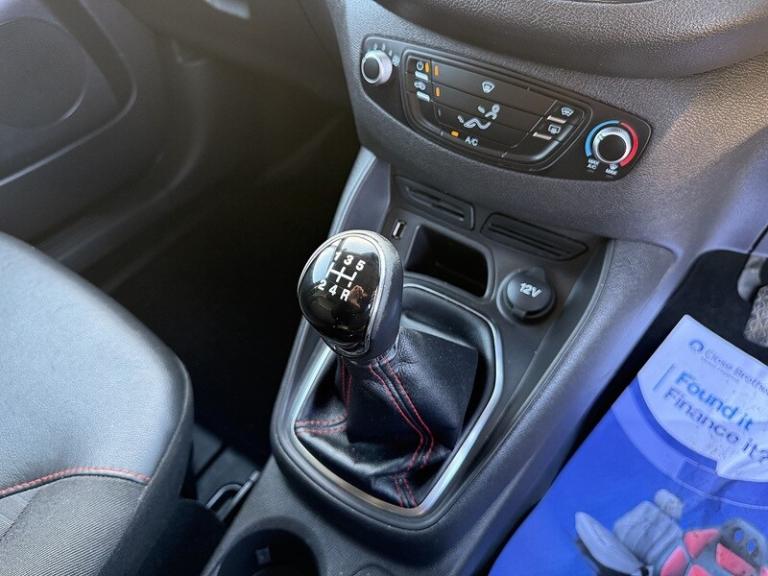 2017 Ford Transit Courier 1.5 TDCi 95ps Sport Van PANEL VAN DIESEL Manual