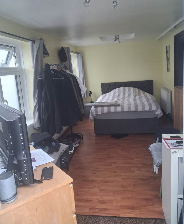 Double room for rent