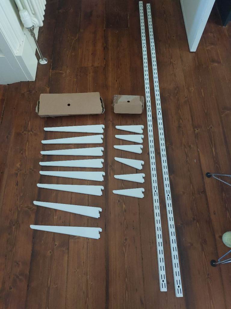 New White Twin Slot Spur Shelving Brackets