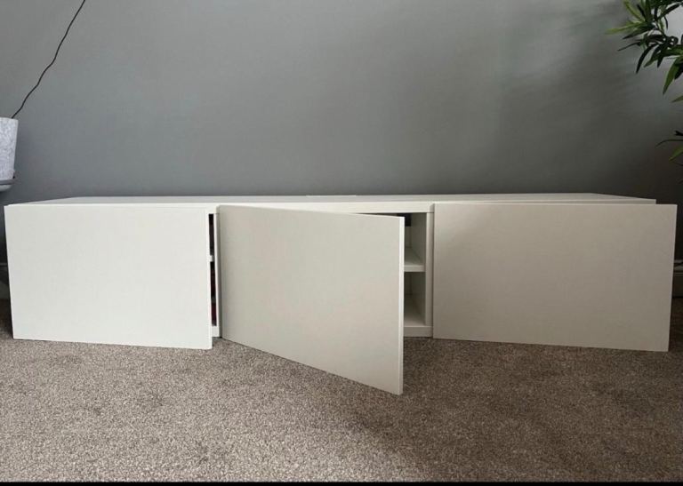 White Low TV Unit/Sideboard with Cupboard Storage – Good Condition