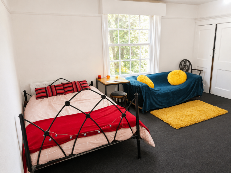 Double room - City Centre - ALL BILLS INC - Available NOW