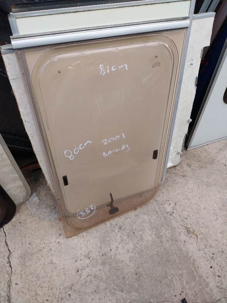 Bailey ranger caravan front nearside window 