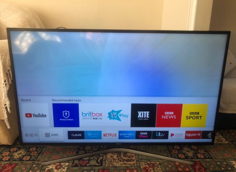 SAMSUNG UE40MU6100 40 Inch Smart 4K Ultra HD HDR LED TV