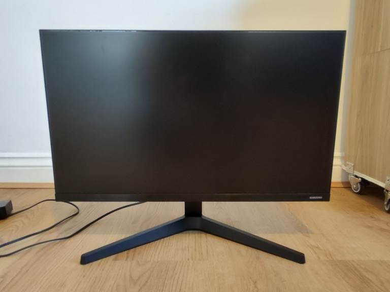 Samsung 24" Full HD IPS Monitor – F24T350FHR – 75Hz – Excellent Condition