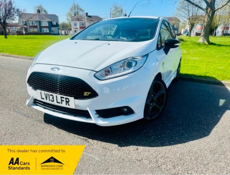 2013 Ford Fiesta 1.6 EcoBoost ST-2 3dr HATCHBACK Petrol Manual
