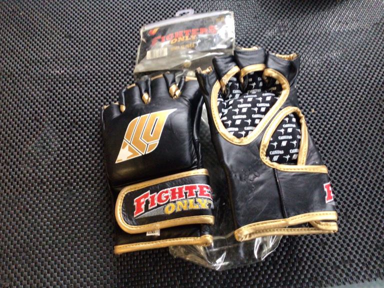 New Fighters Only MMA Gloves L/XL
