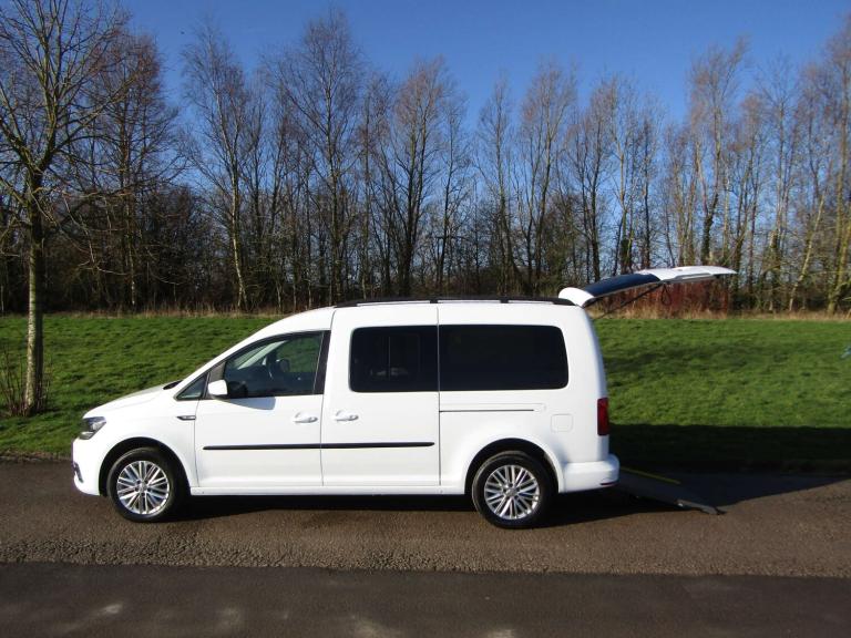 2019 Volkswagen Caddy Maxi Life 2.0 Tdi *7,000 MILES* Wheelchair Accessible Vehicle WAV MPV Diese...