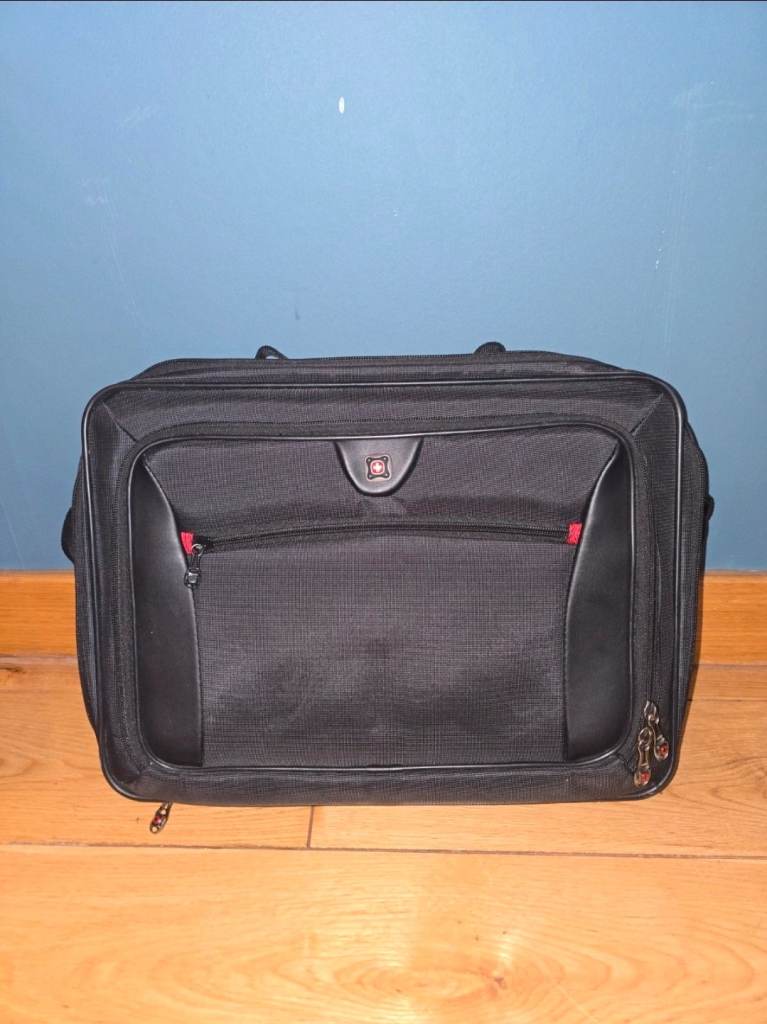 Wenger Swiss Gear Insight - Notebook Carrying Case Black Unused