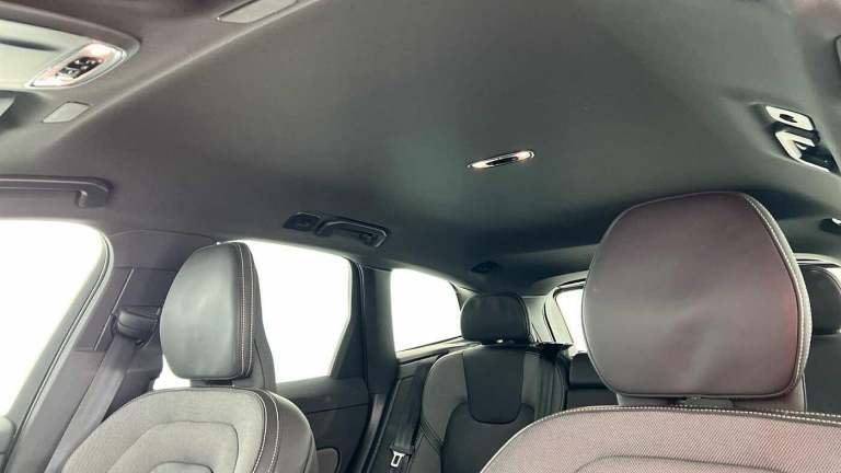 2021 Volvo XC60 R-Design, B5 AWD mild hybrid ESTATE Petrol/Electric Hybrid Automatic