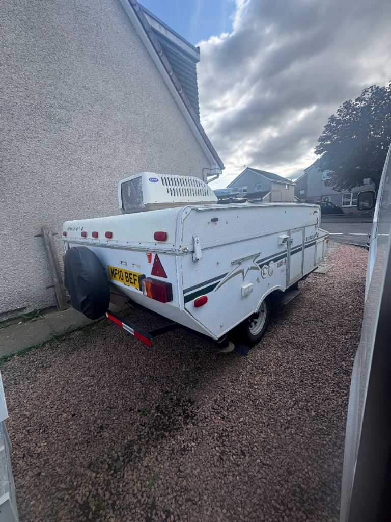 Wind up camper