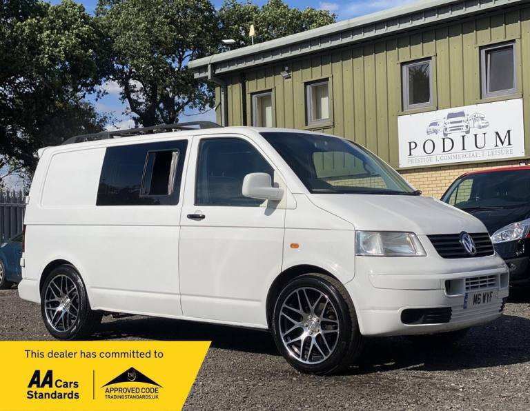 2026 Volkswagen Transporter R&R BED—SINK—SWIVEL SEATS—TOW—WINDOWS Diesel Automatic
