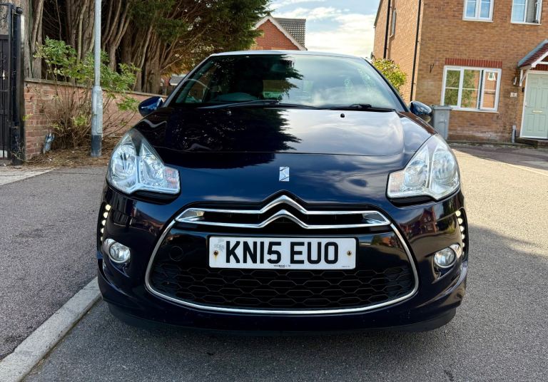 Citroen, DS3, Hatchback, 2015, Manual, 1560 (cc), 3 doors