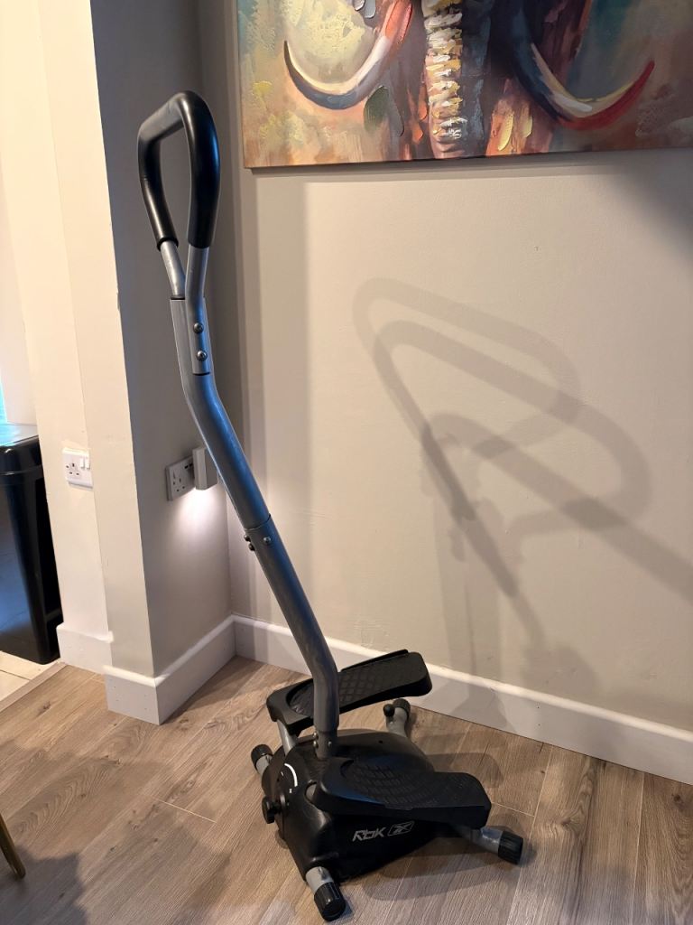 Reebok twist and step machine 