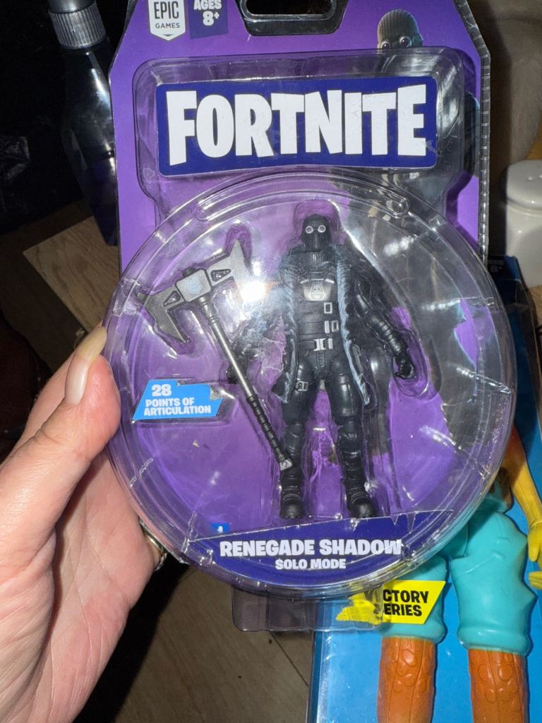 3 Fortnite toys 2 unopened