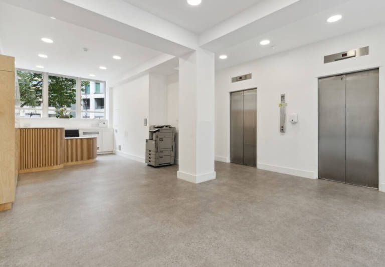 Private Spaces to Rent in Hammersmith W6 - 5 to 50 Person Offices
