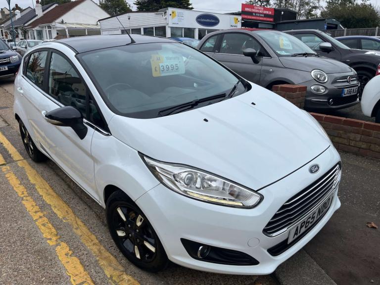 2016 Ford Fiesta 1.2 Fiesta Zetec White Edition Autumn 5dr Hatchback Petrol Manual