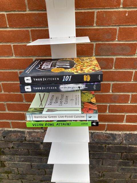 White Metal Book Tower 'Invisible Bookshelves' 