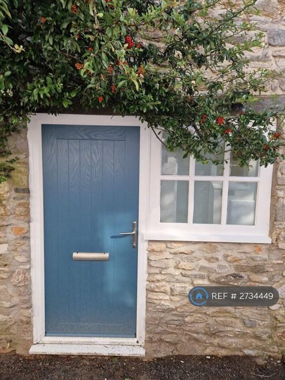 Studio flat in Oreston, Plymouth, PL9 (#2734449)