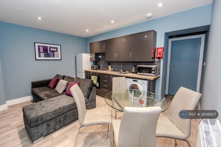 image for 1 bedroom flat in Fisher Street, Maidstone, ME14 (1 bed) (#2656807)