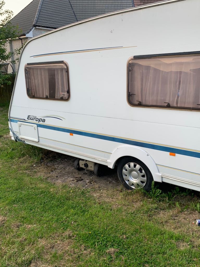 Caravan for parts 