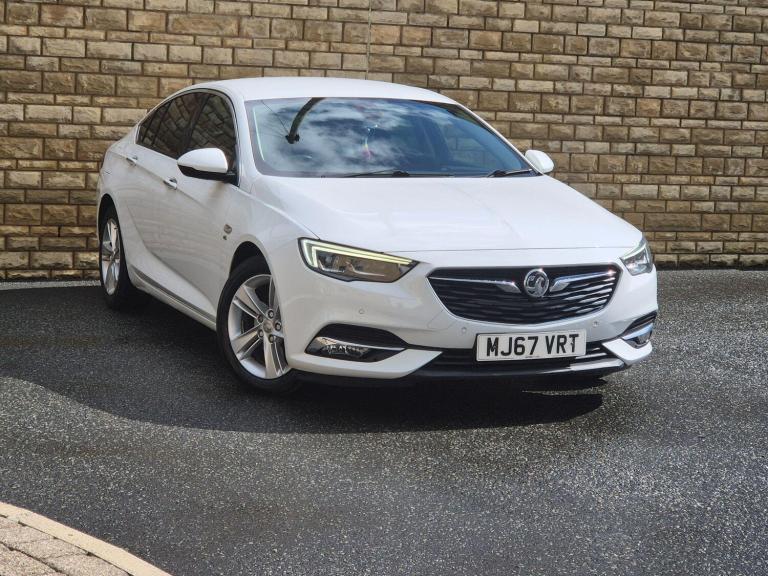 2017 Vauxhall Insignia 1.6 Turbo D ecoTec [136] Elite Nav 5dr HATCHBACK DIESEL Manual