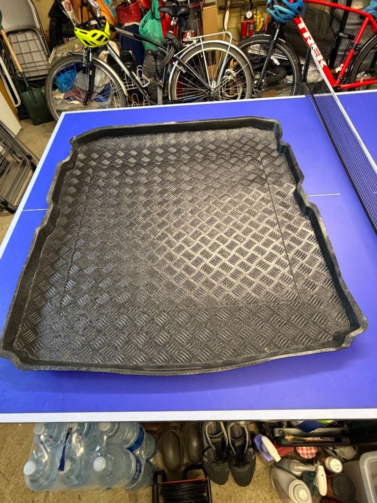 Skoda Superb Estate 2018 Boot Liner