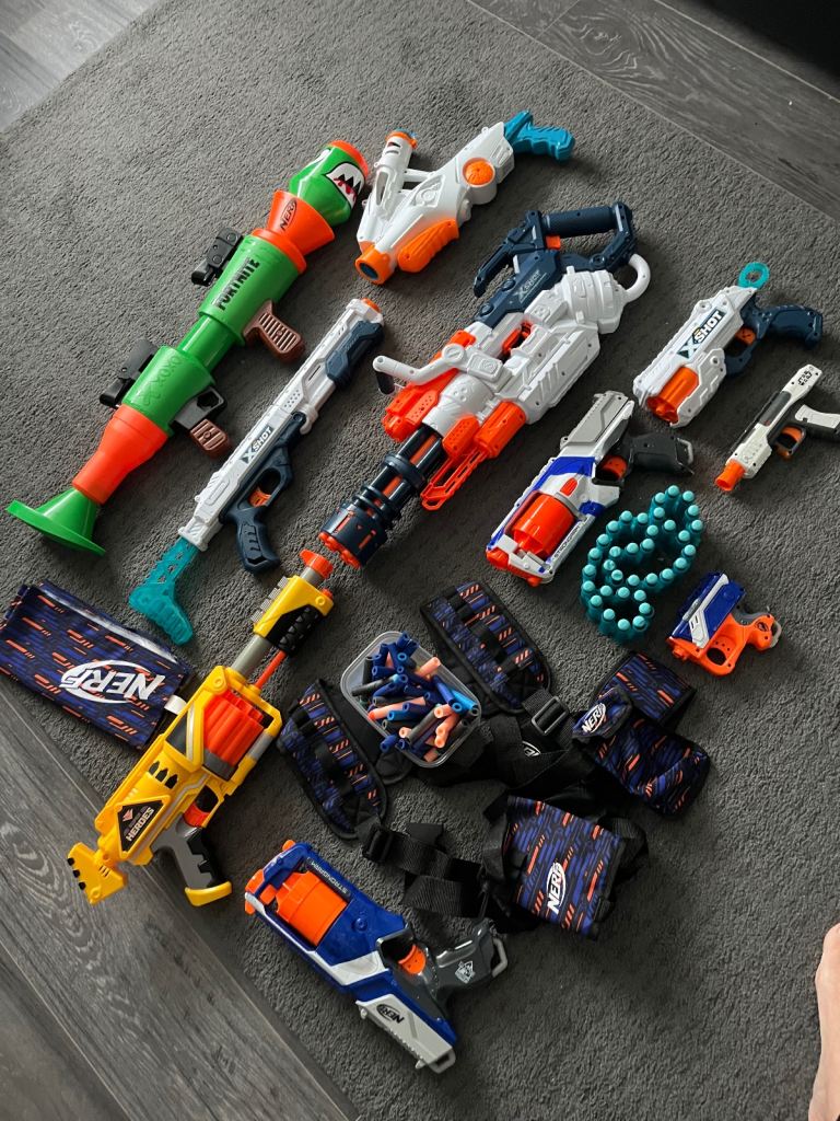 9 Nerf and X Shot Gun Set